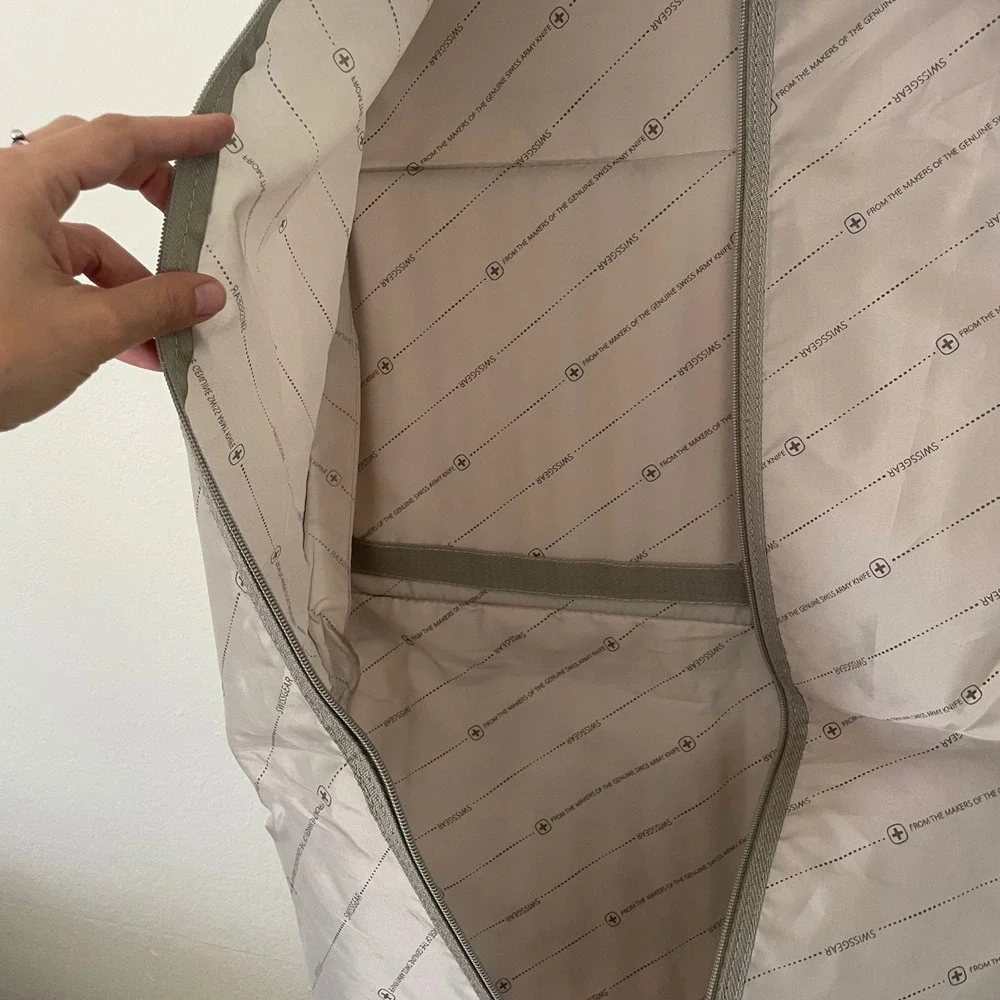 Swiss Gear Garment Bag Accessory‎ Sleeve Swissgear Travel Hanging Beige Trifold
